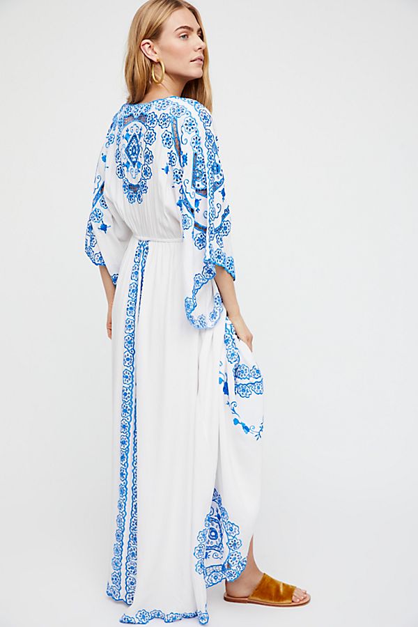 Bohemian Cotton Blue and White Porcelain Embroidery Maxi Dress with Flared Sleeves