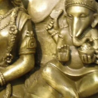 Eternal Bond: 7.5" Bronze Statue of the Divine Family - Shiva, Parvati, and Ganesha